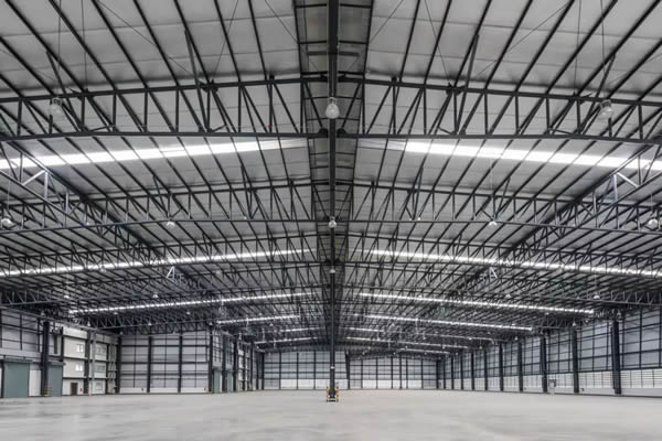 Se muestra estructura metálica fabricada e instalada.
